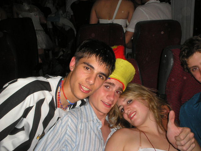 Pablito Tomy y Mely.jpg